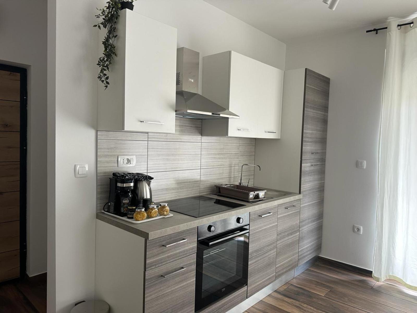 Apartments Harmony Hills Pula Extérieur photo